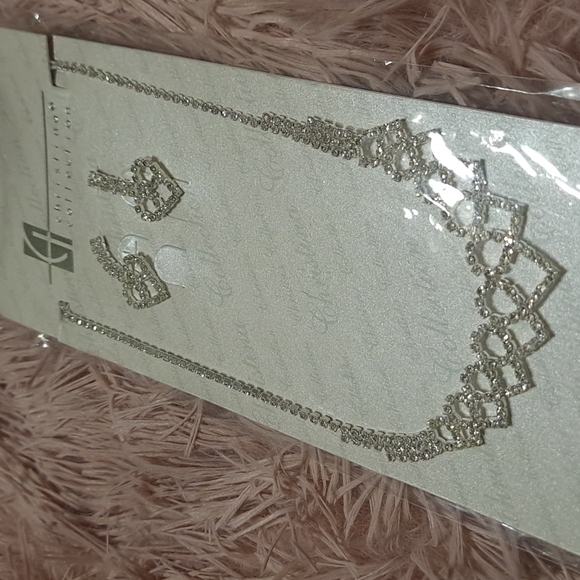 Necklace set - Picture 2 of 2